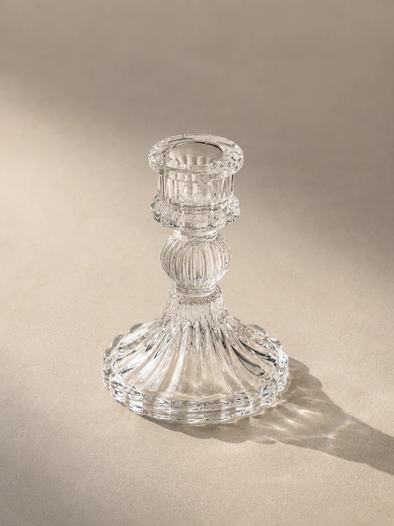 ROUND RIBBED CANDLESTICK
