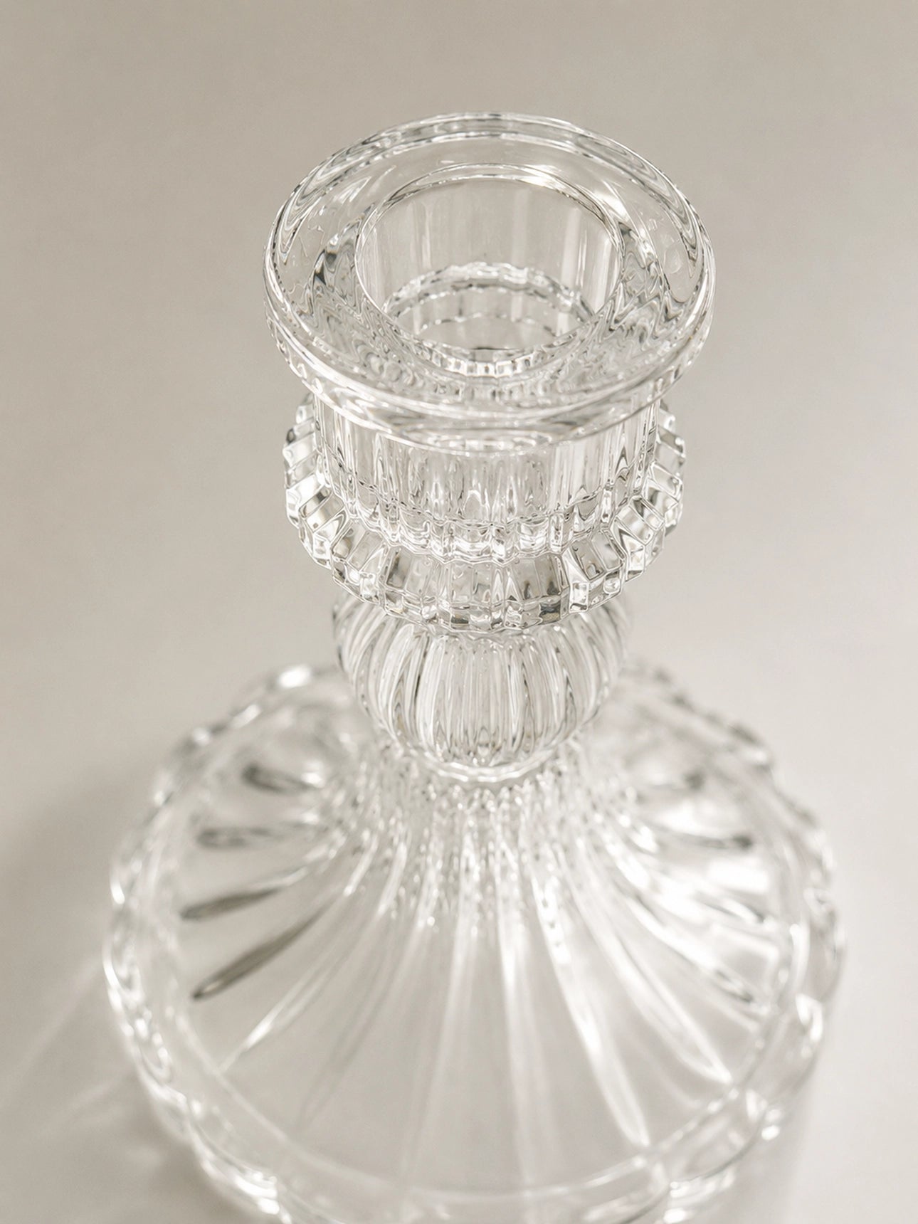 ROUND RIBBED CANDLESTICK