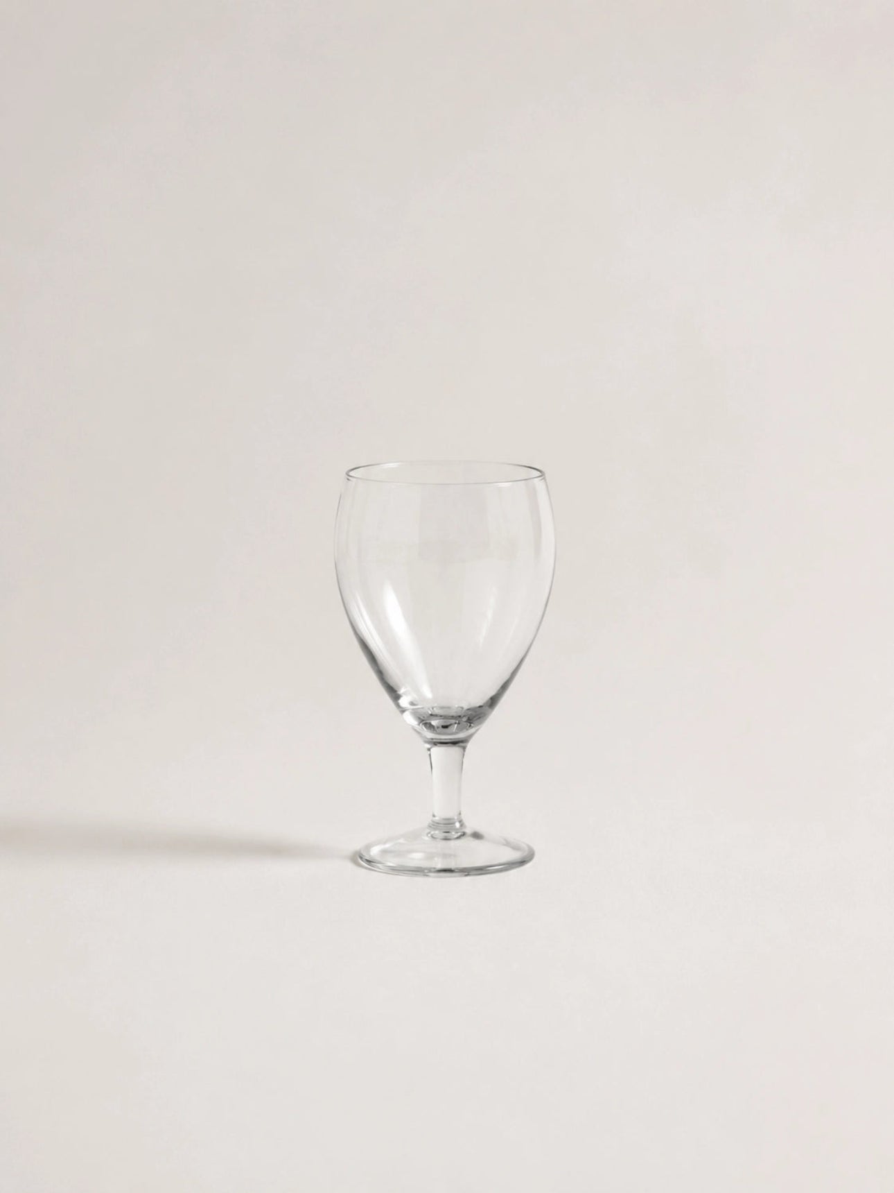 CURVED CRYSTALLINE GOBLET