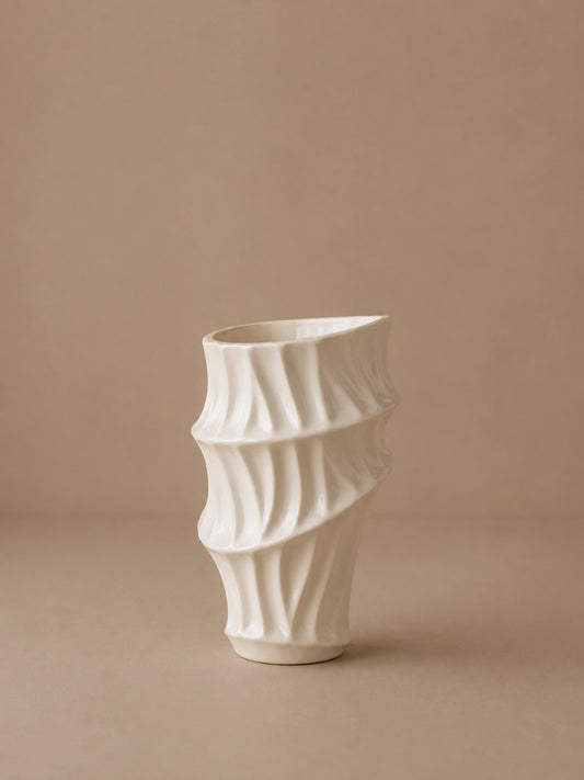 SCULPTURAL RIPPLE VASE