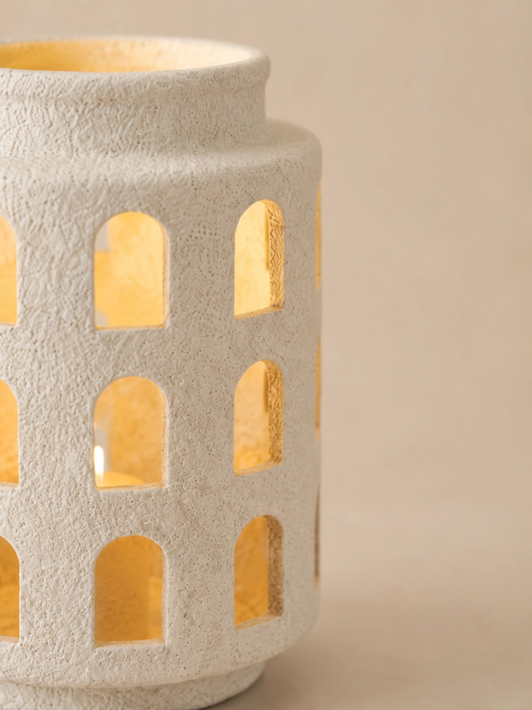 CERAMIC CUTOUT CANDLE HOLDER