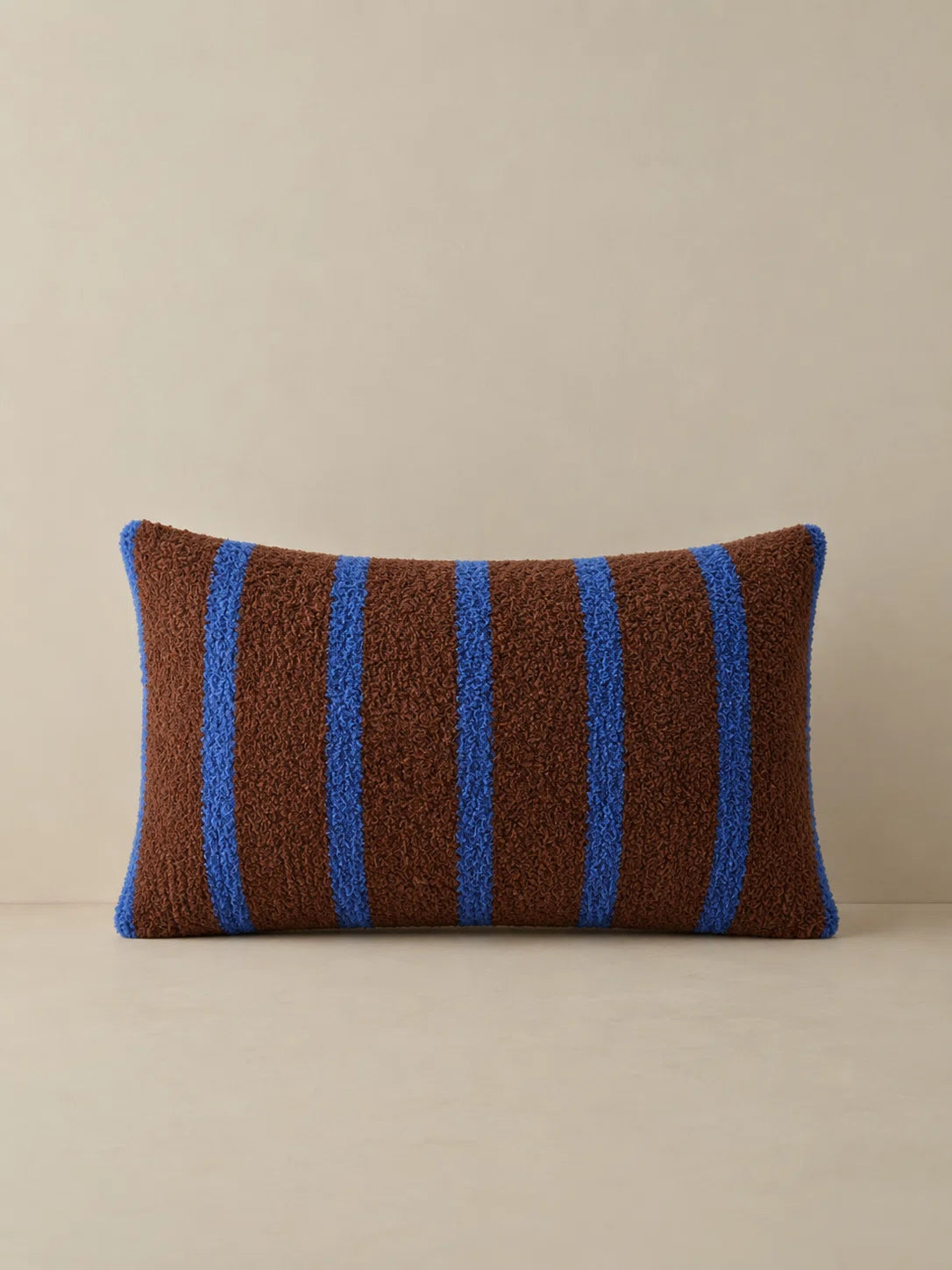 SRIPED THROW PILLOW