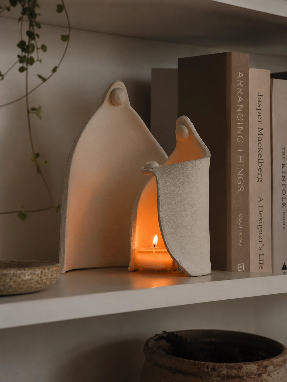GUARDIAN DUO CANDLE HOLDER