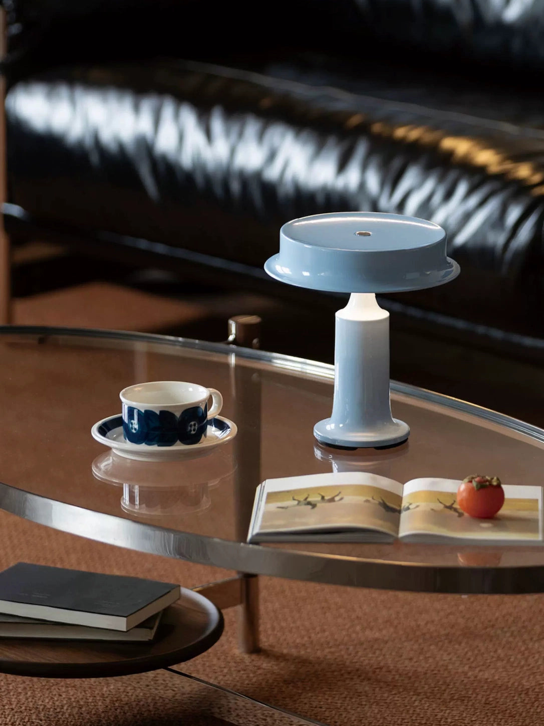 HAT-SHAPED RECHARGEABLE TABLE LAMP