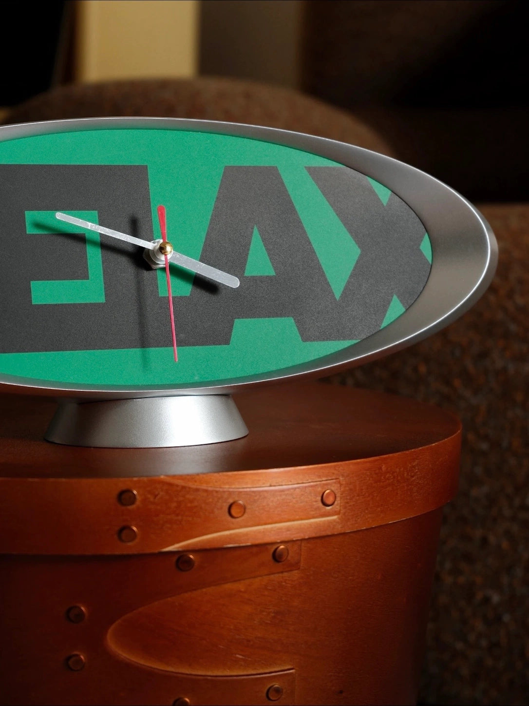 BAUHAUS WORD DESK CLOCK