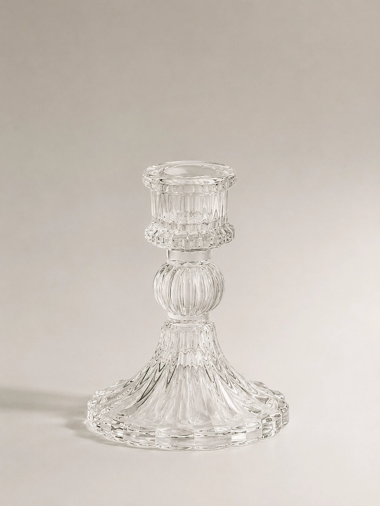ROUND RIBBED CANDLESTICK